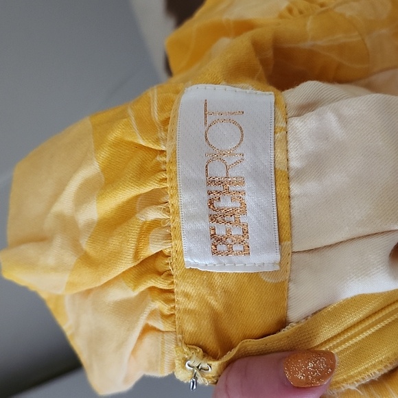 Beach Riot layered lemon shorts - Picture 3 of 3